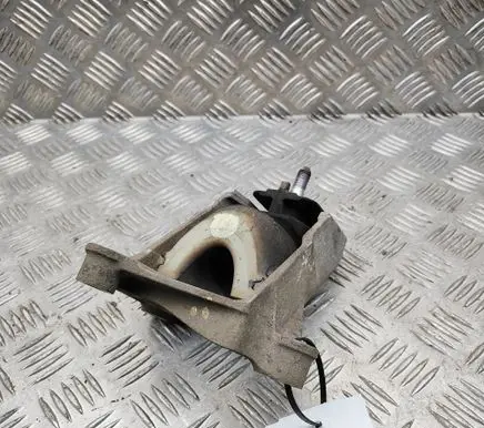 Mazda MX-5 ND Engine mount bracket KA08011