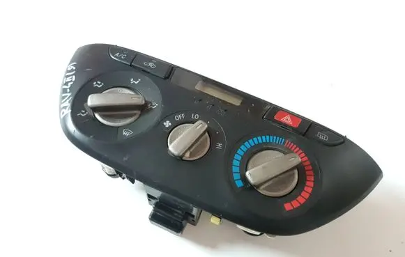 Toyota RAV 4 (XA20) Climate control unit 5590042100 4559162020