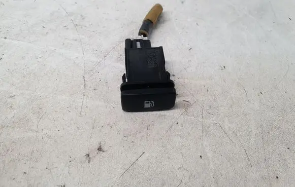 Lexus RX 330 - 350 - 400H Fuel tank opening switch 15A492