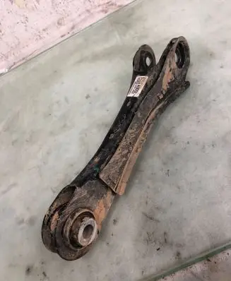 Hyundai Tucson IV NX4 Rear upper control arm/wishbone 55250n9050