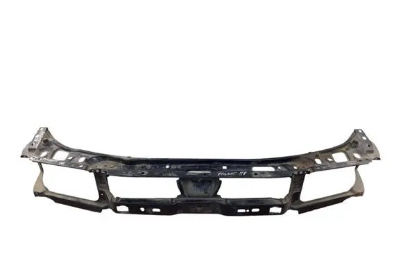 Volkswagen PASSAT B3 Top upper radiator support slam panel