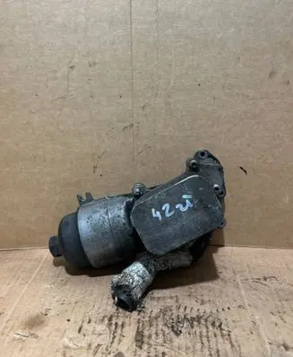 Ford Focus Oil filter mounting bracket 320003