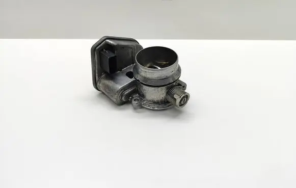 BMW 5 E60 E61 Throttle valve 7804384 780438401 B80020744