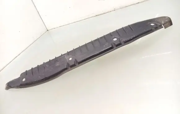 Mercedes-Benz R W251 Fender end trim 2518890225