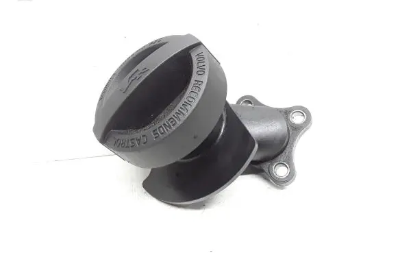 Volvo V60 Oil fill pipe 31330189