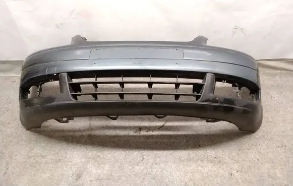 Volkswagen Caddy Front bumper 1T0807221 1T0807217 DNW13389
