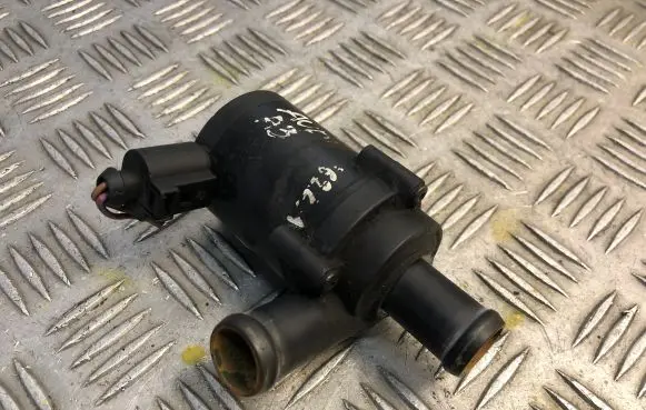Audi A3 S3 8P Electric auxiliary coolant/water pump