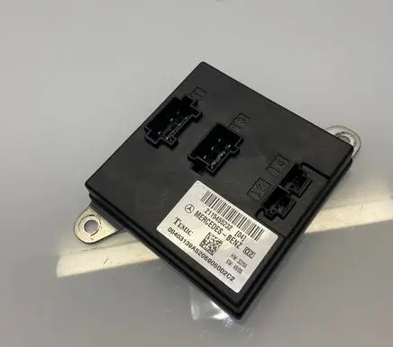 Mercedes-Benz CLS C219 Comfort/convenience module 2115455232 204031395 A2115455232