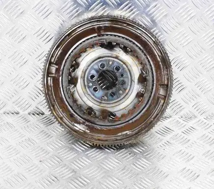 Volkswagen PASSAT B7 Flywheel 03C105266L