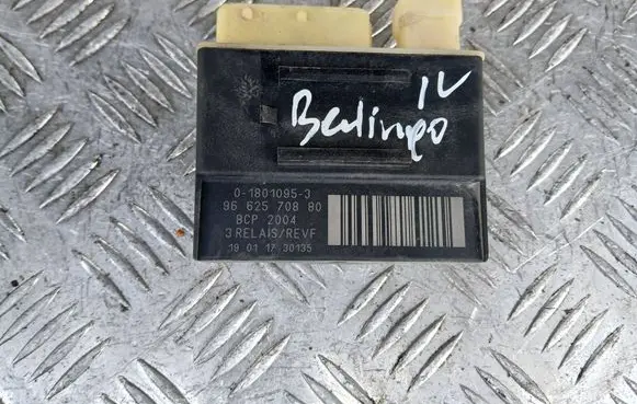 Citroen Berlingo Glow plug pre-heat relay 9662570880