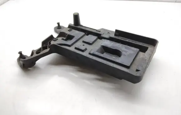 Volkswagen Sharan Battery tray 7N0915333