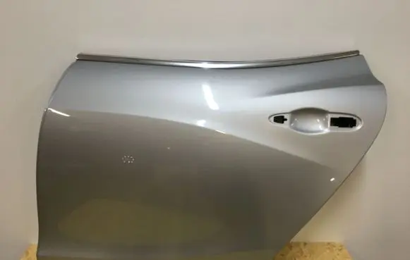 Maserati Ghibli Rear door 1401071007209 20T071 802200