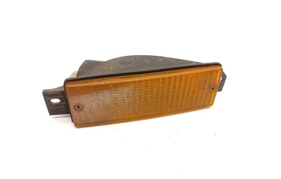 BMW 3 E30 Front indicator light 1380964 63131380964 1380968