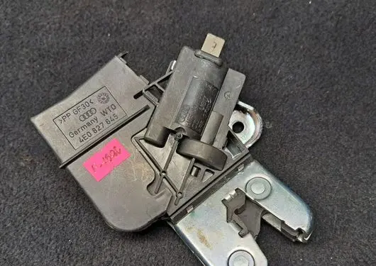 Audi A6 S6 C6 4F Tailgate/trunk/boot lock/catch/latch 4F5827505D