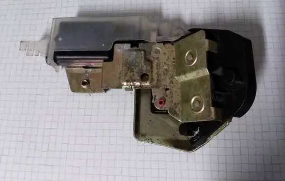 Lancia Zeta Sliding door lock 