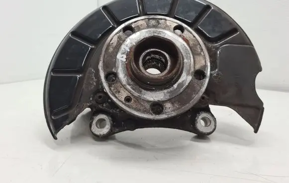 Volkswagen PASSAT B7 Front wheel hub