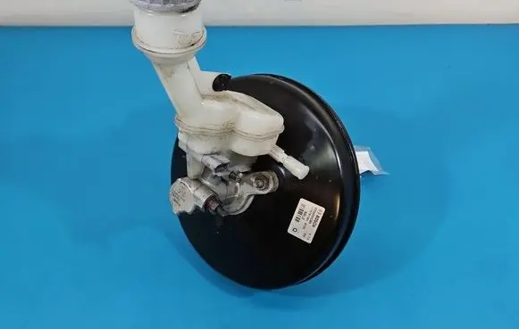 Suzuki Swift II Brake booster 0204054385 IMPRK1597703