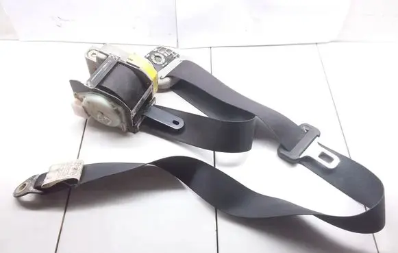 Toyota Yaris Front seatbelt C8027 N2709