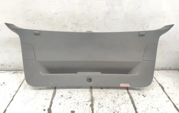 Volkswagen Golf Plus Tailgate/boot lid cover trim 5M0867601A