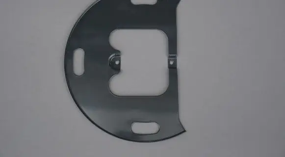 Iveco Daily 6th gen Front brake disc dust cover plate 5801372478