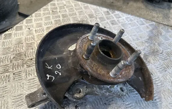 Opel Astra J Front wheel hub