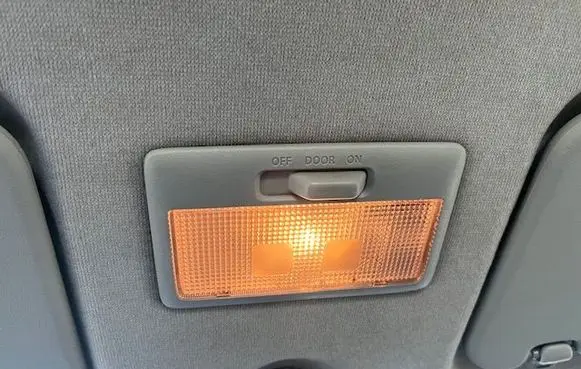 Suzuki Swift I Other interior light 
