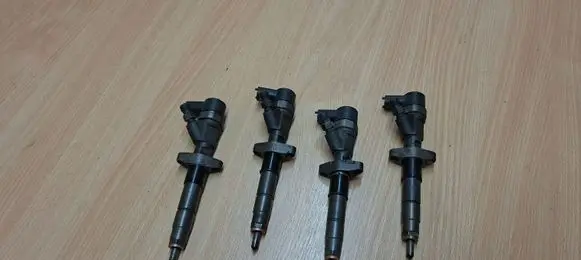 Renault Espace - Grand espace IV Fuel injectors set 8200084534 0445110084 8201043626