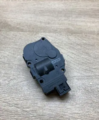 Citroen C4 Grand Picasso Air flap motor/actuator A21200600 EFB350
