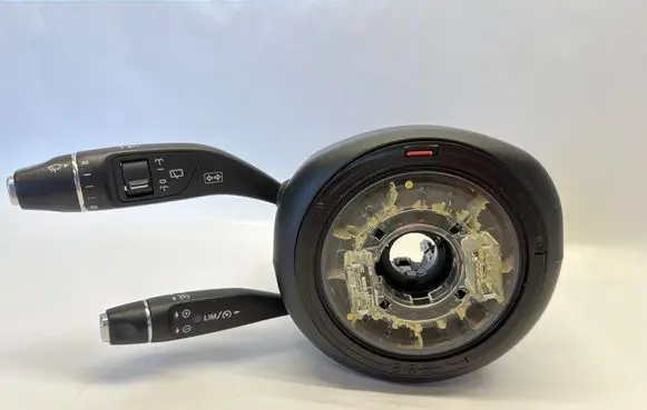 Mercedes-Benz C W204 Wiper turn signal indicator stalk/switch A2129007823