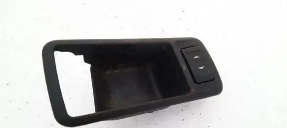 Ford Focus Electric window control switch 3m51226a36adw 3m51-226a36-adw