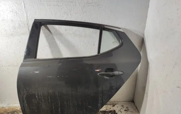 KIA Optima Rear door 