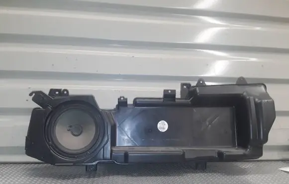 Audi A6 S6 C6 4F Front door speaker 4F0035382B