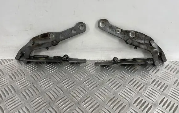 BMW 3 E46 Tailgate/trunk/boot hinge