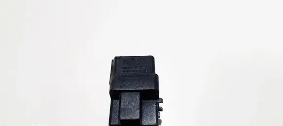Ford Maverick Other relay 252309F900 4RA940010-65