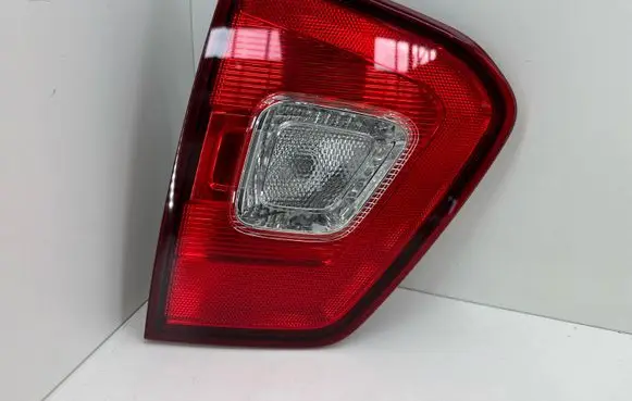 Suzuki Ignis Tailgate rear/tail lights 13259343