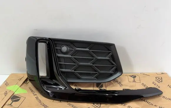 Audi A6 S6 C8 4K Front bumper lower grill 4K0807682T 4K0807958