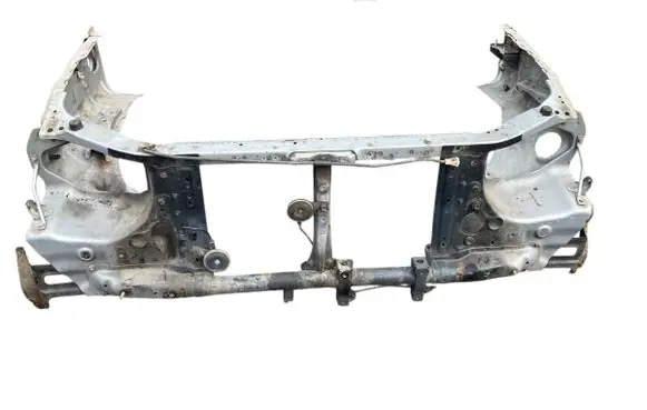 Mitsubishi L200 Front bodywork piece 