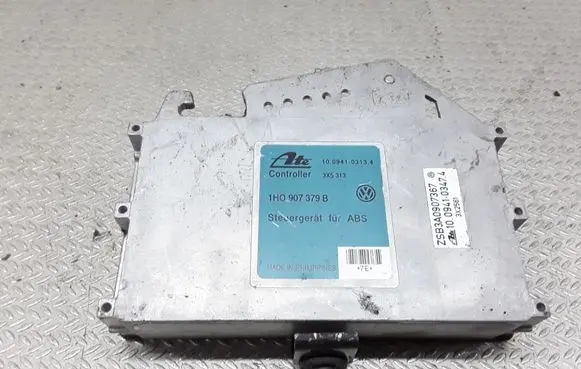 Volkswagen Golf III ABS control unit/module 1H0907379B