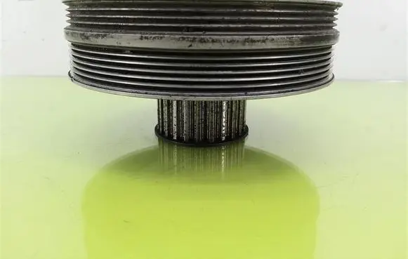 Audi A8 S8 D2 4D Crankshaft pulley 059105263A
