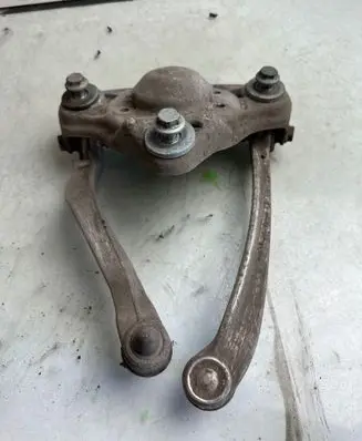 Audi A6 S6 C5 4B Front upper strut mount 56789