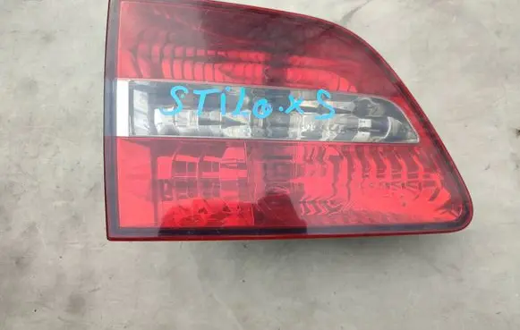 Fiat Stilo Tailgate rear/tail lights 51717943