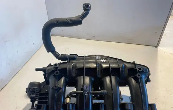 Audi A4 S4 B8 8K Intake manifold 1019395 06133185