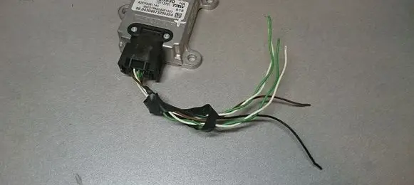 Opel Vectra C ESP acceleration yaw rate sensor 13223930 15113701