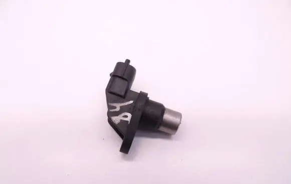 Volvo S60 Camshaft position sensor 8631533
