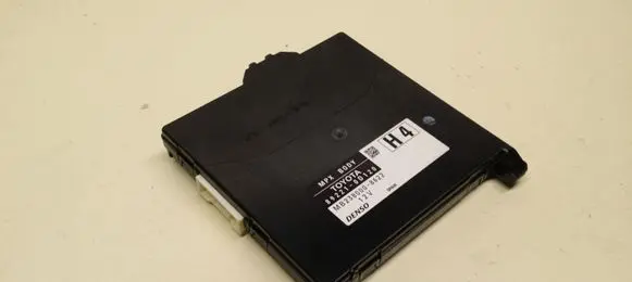 Toyota Yaris Other control units/modules 892210D120 MB2380008622
