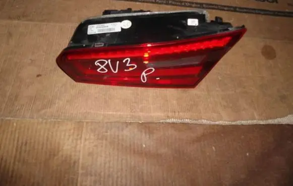 Audi A3 S3 8V Tailgate rear/tail lights