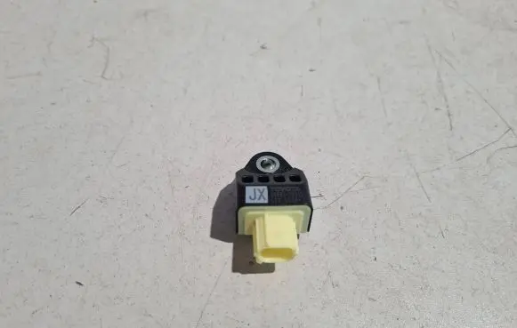 Lexus NX Airbag deployment crash/impact sensor 8983178010