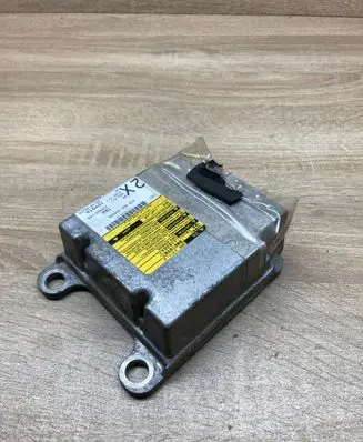 Toyota Avensis T250 Airbag control unit/module 8917005220