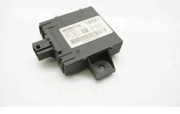 Audi A8 S8 D3 4E Alarm control unit/module 4E0907719