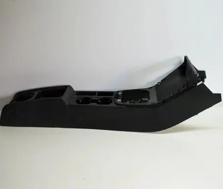Volkswagen Tiguan Center console 5N2863243A 5N0862535